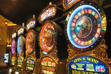 evo hoki mobile app interface showing sportsbook and casino options
